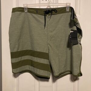 BNWT Hurley Phantom Shorts Board Shorts 44
